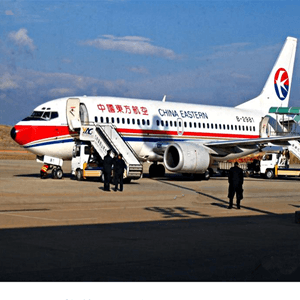 信阳明港机场物流航空快运业稳步发展的原因是什么？